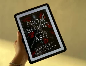 From Blood and Ash – Jennifer L. Armentrout