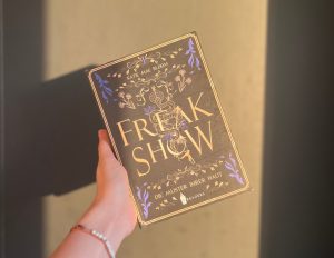 Freakshow – Katie Mae Bloom